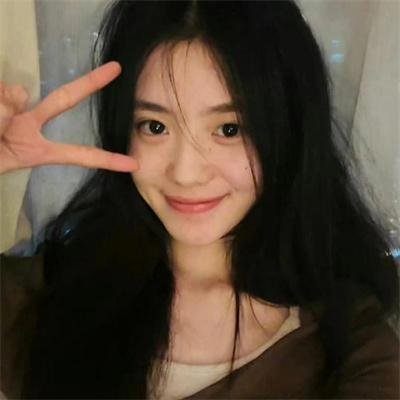 葛妮斯派特洛之风情万种